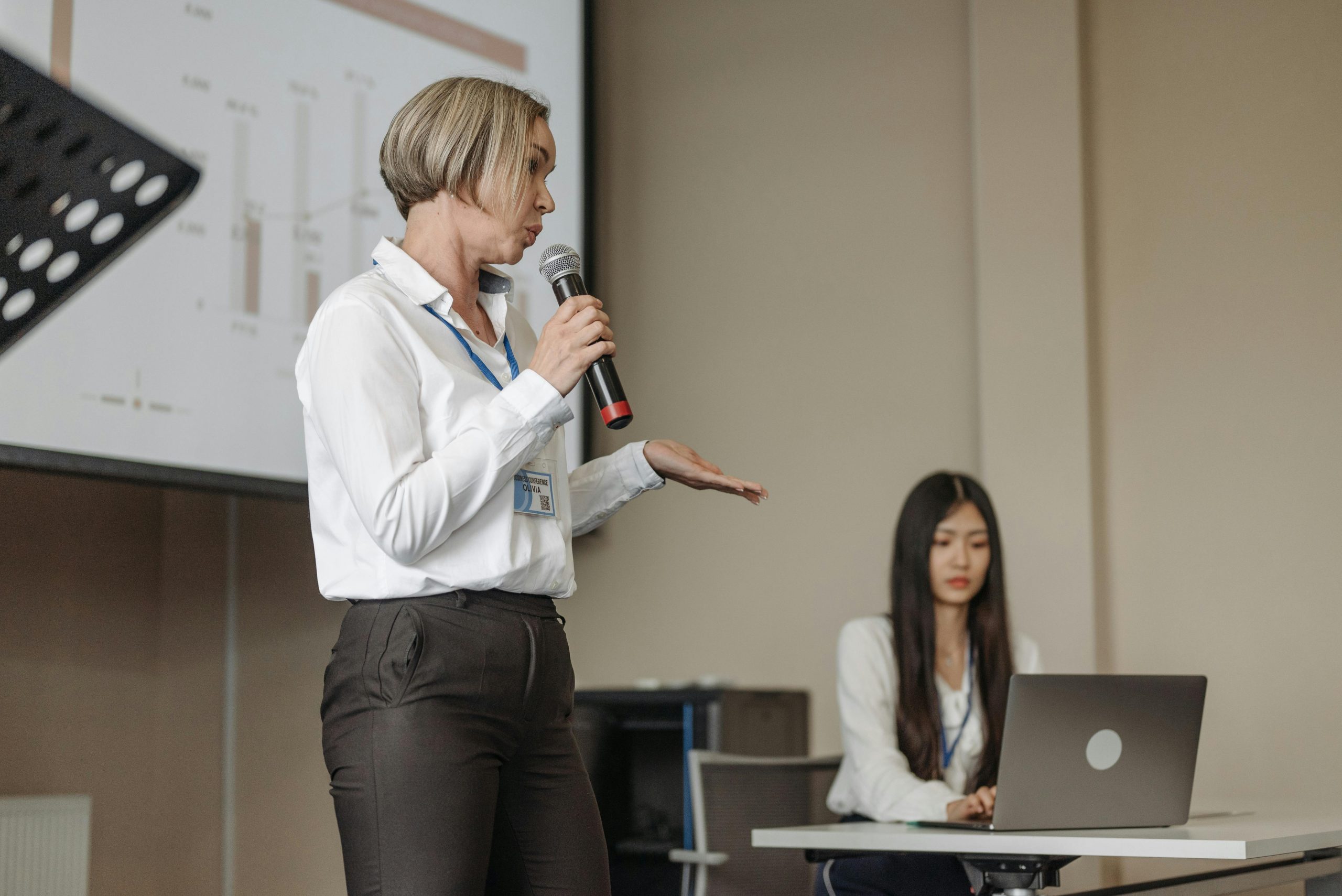 Strong language skills are a key success factor for international managers.